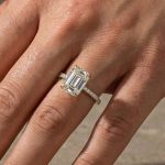 S925 Classic Emerald Cut Women's Engagement Ring In White Gold - Image 2