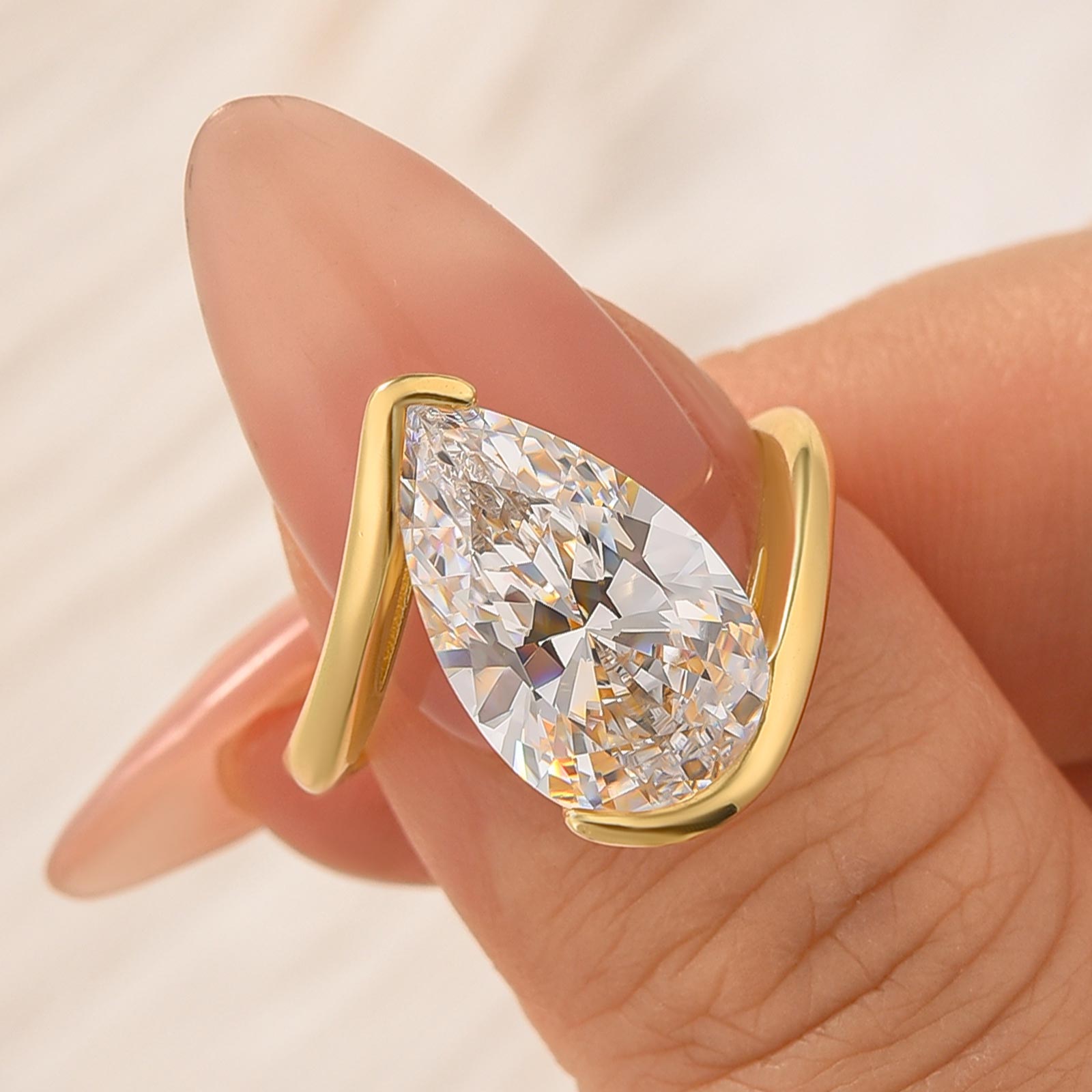 1-288 S925 4.5Ct Pear Cut Yellow Gold Engagement Ring For Woman - Image 1