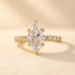 S925 White &Green Moissanite 3.0 Ct Marquise Cut Side Stone Yellow Gold Engagement Ring - Image 4