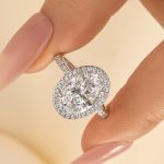 S925 Lovely Halo Oval Cut Engagement Ring For Women In Sterling Silver