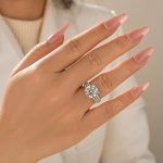 S925 Moissanite Split Shank 4.0Ct Round Cut White Gold Engagement Ring - Image 3