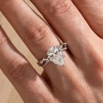S925 4.0Ct Pear Cut Twisted Willow Ring White Gold Moissanite Diamond Ring