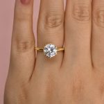 S925 Maxine Precious Moissanite 2.0 Carat Round Cut Yellow Gold Engagement Ring For Women