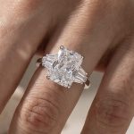 S925 Sterling Silver Three Stone 5.0Ct Radiant Cut Engagement Ring - Image 4
