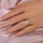 S925 2.0 Carat Moissanite Precious Two-tone Engagement Ring - Image 2
