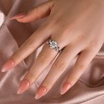 S925 Maxine Vintage Moissanite 2.0 Carat Vine Design Round Cut Engagement Ring - Image 3