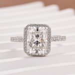 S925 Moissanite 3.0 Ct Halo Radiant Cut White Gold Engagement Ring - Image 4