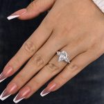 S925 Gorgeous 4.0Ct Pear Cut Three Stone Engagement Ring - Image 3