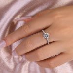 S925 Maxine Moissanite 2.0 Ct~2.5 Ct Cushion Cut Engagement Ring - Image 4