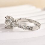 S925 Moissanite 2.0Carat Round Cut Vintage Engagement Ring in Sterling Silver - Image 4