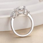 S925 Gorgeous 4.0Ct Pear Cut Three Stone Engagement Ring - Image 5