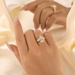 S925 Gorgeous 4.0Ct Pear Cut Three Stone Engagement Ring - Image 8