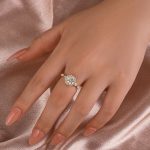 S925 Maxine Moissanite 1.0 Ct Halo Round Cut Yellow Gold Promise Ring - Image 4