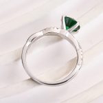 S925 Twist Round Cut Emerald Green Engagement Ring In Sterling Silver - Image 6