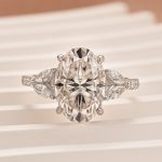 S925 Maxine Moissanite 4.0 Ct Oval and Angled Marquise Five Stone Engagement Ring - Image 9