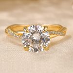 S925 Maxine Twist 2.0 Carat Round Cut Engagement Ring For Her In Sterling Silver