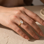 S925 Maxine Sparkle Moissanite 2.0 Carat Oval Cut Engagement Ring In Sterling Silver - Image 2