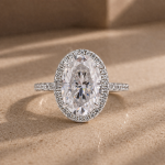 S925 Maxine Exquisite Moissanite 4.0 Carat Halo Oval Cut Engagement Ring In Sterling Silver - Image 3