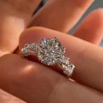 S925 Moissanite 2.0Carat Round Cut Vintage Engagement Ring in Sterling Silver