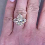 S925 8.0Ct Pear Cut Three Stone Engagement Ring - Image 5