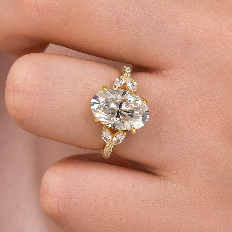 ER1396YMSS S925 Maxine Moissanite 4.0 Ct Oval and Angled Marquise Five Stone Engagement Ring - Image 1