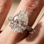 S925 Maxine Honorable 8.0 Carat Pear Cut Simulated Diamond Engagement Ring In Sterling Silver