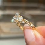 S925 Vintage Moissanite 3.0Ct Oval Cut Side Stone Twist Engagement Ring In Sterling Silver - Image 3