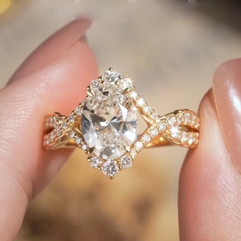 ER1577YMSS-1-1753094193 S925 Moissanite 2.0Ct Oval Cut Engagement Ring Travel Ring In Sterling Silver - Image 1