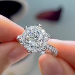 S925 Moissanite 4.0 Carat Halo Round Cut Engagement Ring In Sterling Silver