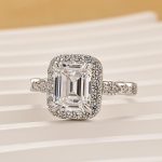 S925 2.5Ct Luxury Halo Emerald Cut Simulated Diamond Engagement Ring - Image 3