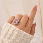 S925 Vintage Split Shank Halo 4.5Ct Pear Cut Pink Engagement Ring In Sterling Silver - Image 2