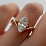 S925 Moissanite Twist 3.0Ct Marquise Cut Yellow Gold Engagement Ring - Image 2