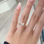 S925 Moissanite Split Shank 2.0Ct Heart Cut Yellow Gold Engagement Ring - Image 2