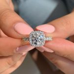 S925 Stunning Halo Round Cut Simulated Diamond Engagement Ring In Sterling Silver