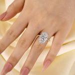 S925 Luxurious 8.0Ct Two-Tone Oval Cut Engagement Ring In Sterling Silver - Image 2
